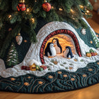 Playful Penguin Quilted Tree Skirt